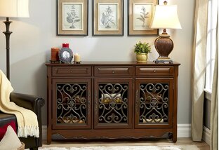 Heirloom-Inspired Accent Furniture