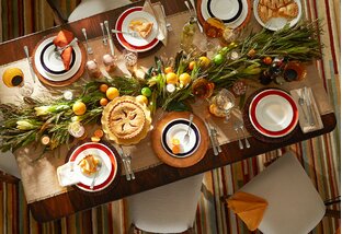 Gourd-geous Tableware & Linens