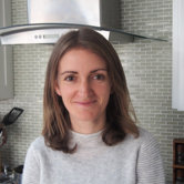 Caroline Williams headshot