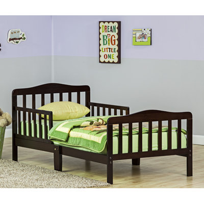 Dream On Me Classic Design Toddler Bed 624 E