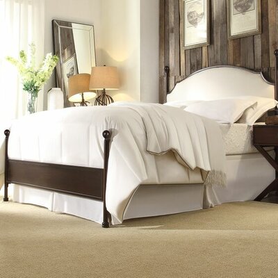 Isabelyn Panel Bed