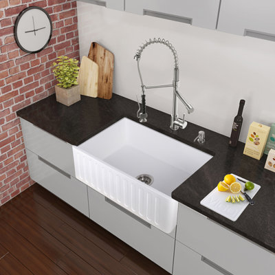 42+ Vigo Zurich Pull-Down Spray Kitchen Faucet