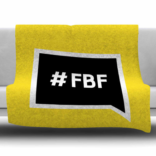 size of sofa pillows