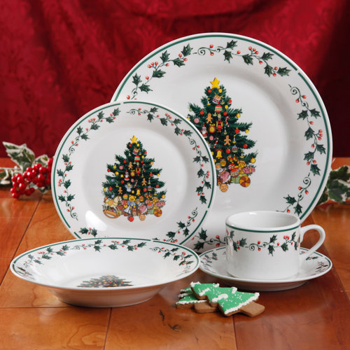 Corelle Livingware Winter Holly Dinnerware Everything Log Homes