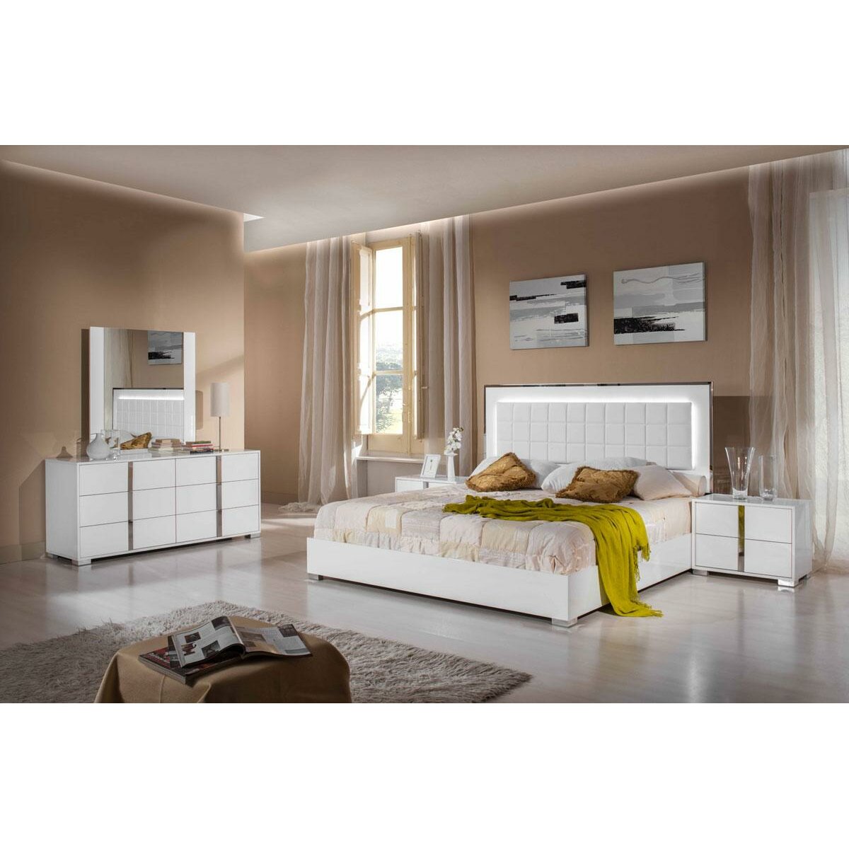 Vanity White Italian Classic 5-Piece Bedroom Set(31).jpg