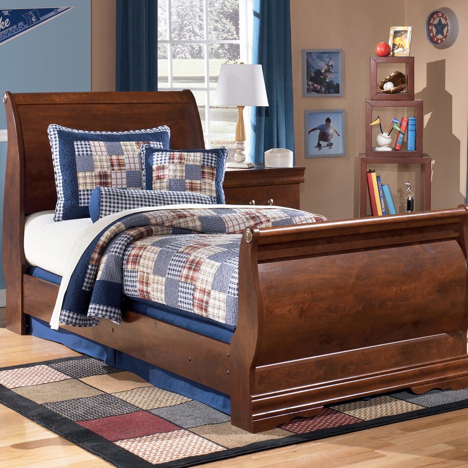 Signature Design By Ashley Alisdair 5 Pc. Bedroom Set(40).jpg