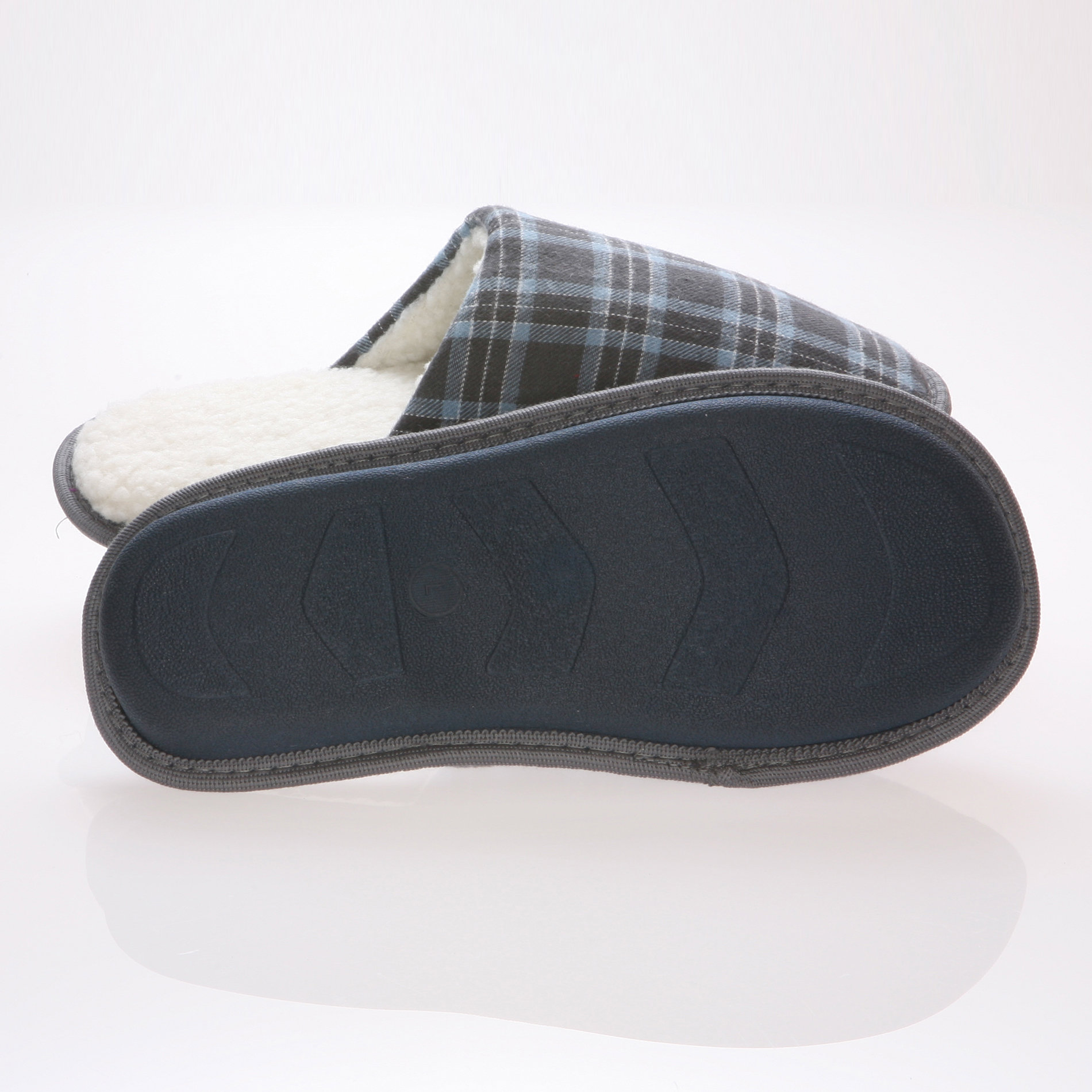 basketball shoes database